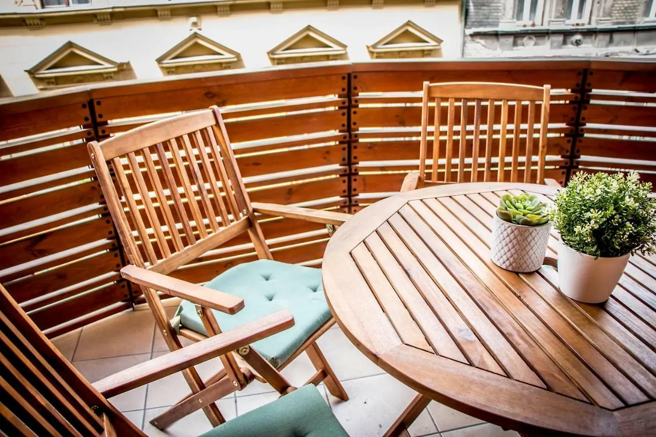 Don Quijote Apartment Будапешт Венгрия